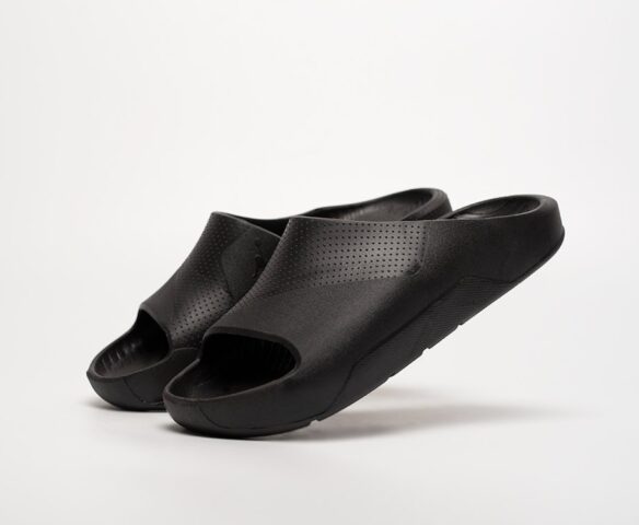 Сланцы Nike Air Jordan 2 Сланцы Nike Air Jordan 2