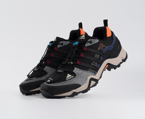 Adidas Terrex Swift R2 GTX черные 44277